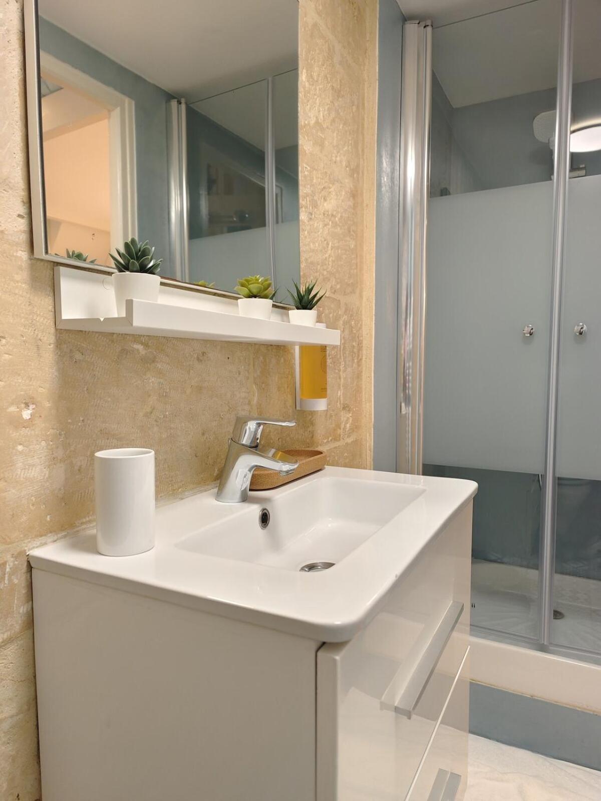 Studio Lumineux Et Fleuri Idealement Situe Διαμέρισμα Καν Εξωτερικό φωτογραφία